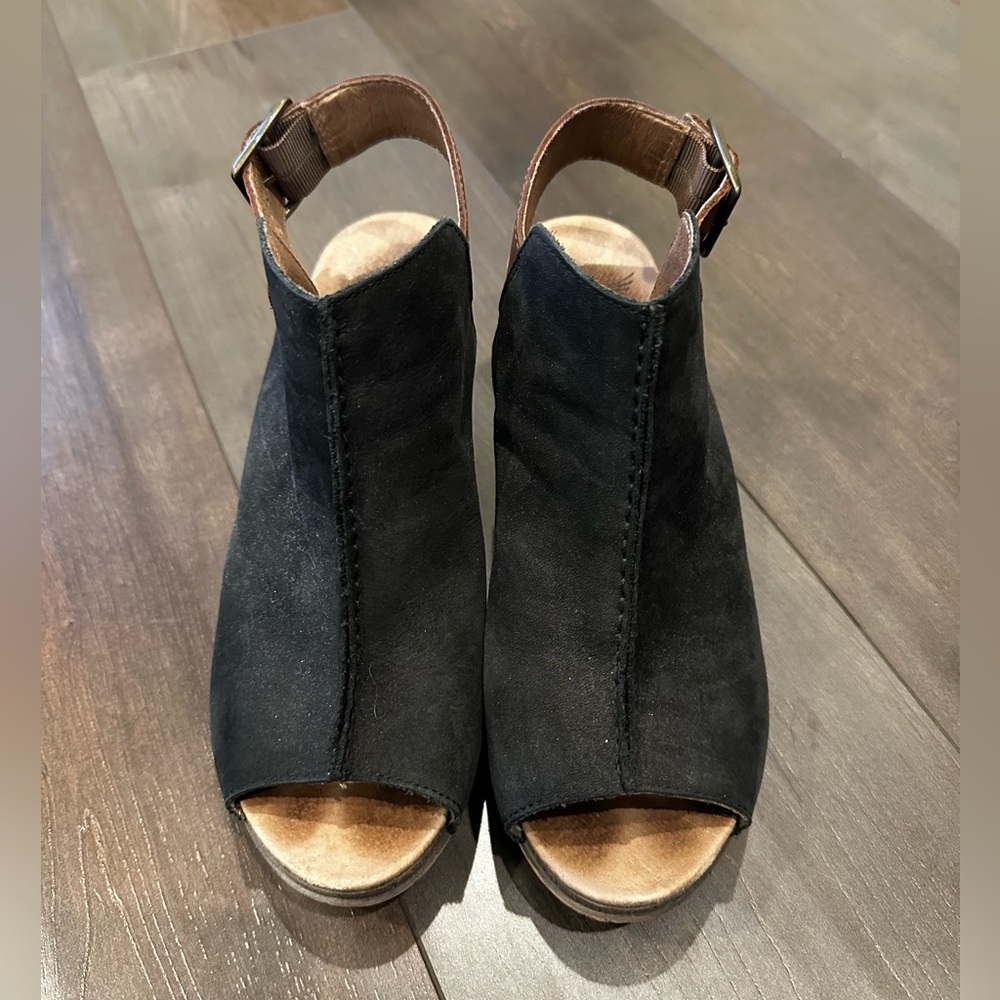 Dansko Reggie Peep Toe Heel